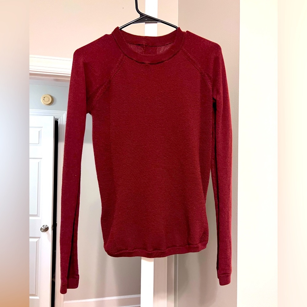 Lululemon size 6 sweater